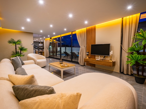 gece - Kasım
| Kalkan Yeşilköy’de Jakuzili, 4 Kişilik Doğa İçinde Özel Havuzlu Kiralık Villa