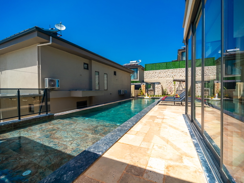 gece - Kasım
| Kalkan Yeşilköy’de Jakuzili, 4 Kişilik Doğa İçinde Özel Havuzlu Kiralık Villa