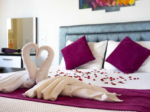  gece  -  Kasım
  | Kalkan Yeşilköy'de Doğayla İç İçe Muhafazakar Villa Tatili