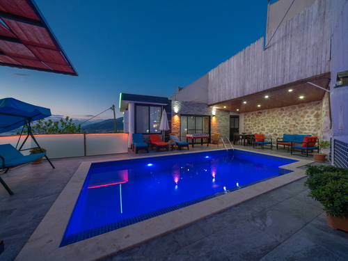  gece  -  Kasım
  | Kalkan Yeşilköy'de Doğayla İç İçe Muhafazakar Villa Tatili