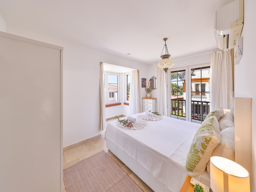gece - Kasım
| Kalkan İncebel Deniz Manzaralı Lüks Villa (6 Kişilik, Site Olanaklarıyla)