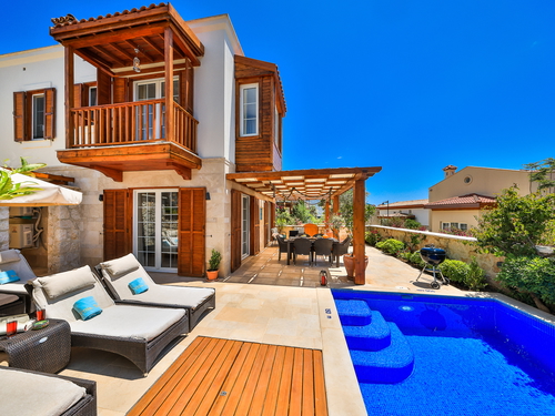  gece  -  Kasım
  | Kalkan İncebel Deniz Manzaralı Lüks Villa (6 Kişilik, Site Olanaklarıyla)