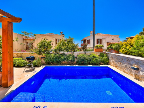  gece  -  Kasım
  | Kalkan İncebel Deniz Manzaralı Lüks Villa (6 Kişilik, Site Olanaklarıyla)