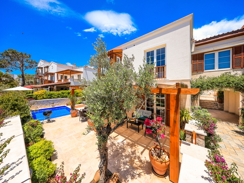 gece - Kasım
| Kalkan İncebel Deniz Manzaralı Lüks Villa (6 Kişilik, Site Olanaklarıyla)