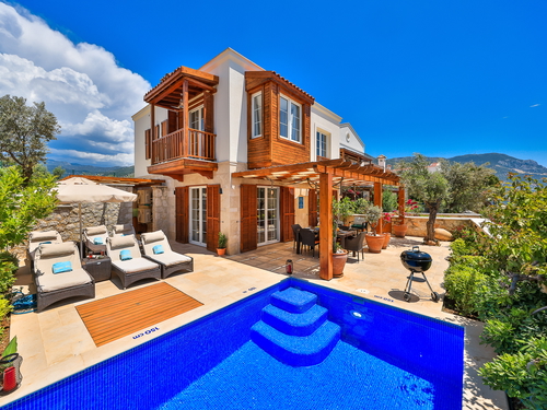  gece  -  Kasım
  | Kalkan İncebel Deniz Manzaralı Lüks Villa (6 Kişilik, Site Olanaklarıyla)