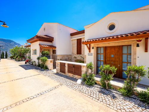  gece  -  Kasım
  | Kalkan İncebel Deniz Manzaralı Lüks Villa (6 Kişilik, Site Olanaklarıyla)