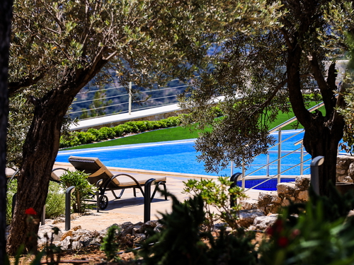  gece  -  Kasım
  | Kalkan İncebel Deniz Manzaralı Lüks Villa (6 Kişilik, Site Olanaklarıyla)