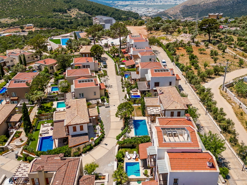  gece  -  Kasım
  | Kalkan İncebel Deniz Manzaralı Lüks Villa (6 Kişilik, Site Olanaklarıyla)