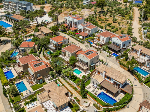 gece  -  Kasım
  | Kalkan İncebel Deniz Manzaralı Lüks Villa (6 Kişilik, Site Olanaklarıyla)
