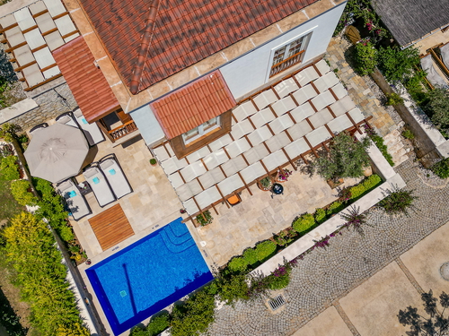  gece  -  Kasım
  | Kalkan İncebel Deniz Manzaralı Lüks Villa (6 Kişilik, Site Olanaklarıyla)