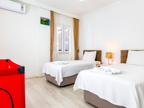gece - Kasım
| Kalkan Kördere'de Doğa Manzaralı, Muhafazakar 6 Kişilik Villa Kiralama