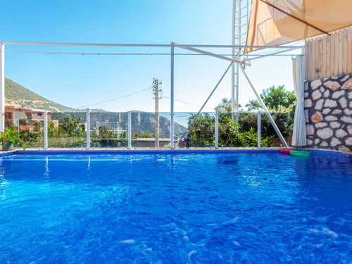 gece  -  Kasım
  | Kalkan Kördere'de Doğa Manzaralı, Muhafazakar 6 Kişilik Villa Kiralama