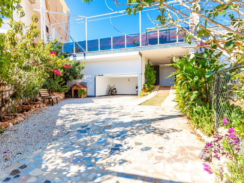 gece - Kasım
| Kalkan Kördere'de Doğa Manzaralı, Muhafazakar 6 Kişilik Villa Kiralama
