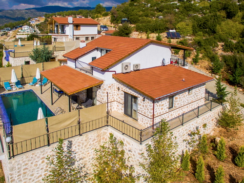  gece  -  Kasım
  | Kalkan Sarıbelen Isıtmalı Havuzlu Villa (6 Kişilik, Doğa İçinde)