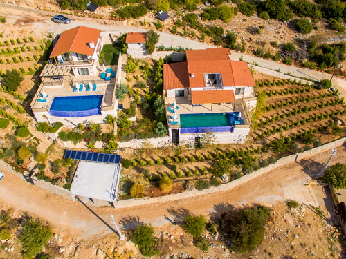  gece  -  Kasım
  | Kalkan Sarıbelen Isıtmalı Havuzlu Villa (6 Kişilik, Doğa İçinde)