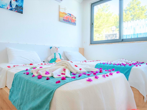  gece  -  Kasım
  | Kalkan Yeşilköy'de Doğa İçinde Bahçeli Muhafazakar Villa: 4 Kişilik Huzurlu Tatil