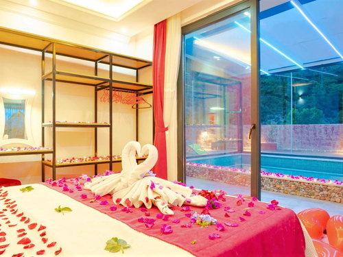 gece - Kasım
| Kalkan Yeşilköy'de Doğa İçinde Bahçeli Muhafazakar Villa: 4 Kişilik Huzurlu Tatil