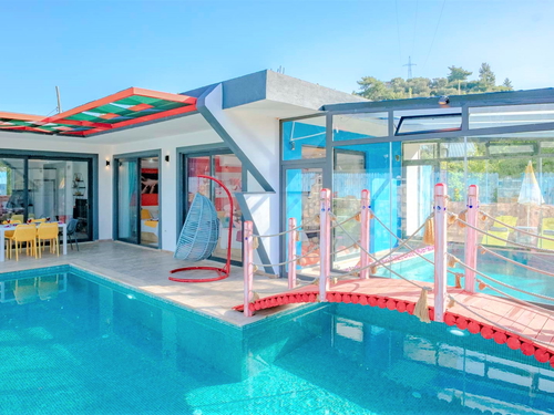  gece  -  Kasım
  | Kalkan Yeşilköy'de Doğa İçinde Bahçeli Muhafazakar Villa: 4 Kişilik Huzurlu Tatil