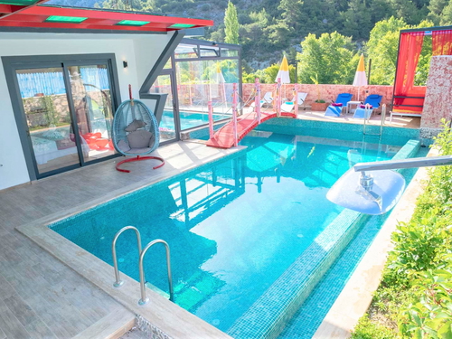gece - Kasım
| Kalkan Yeşilköy'de Doğa İçinde Bahçeli Muhafazakar Villa: 4 Kişilik Huzurlu Tatil