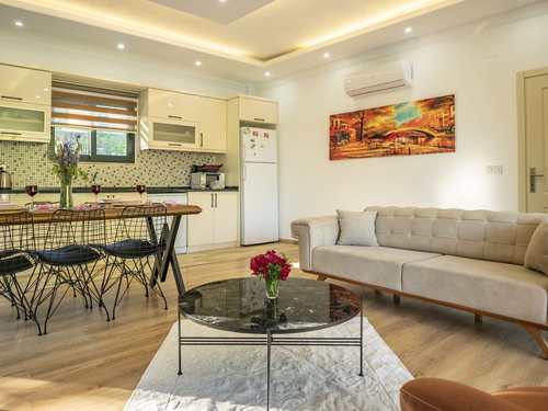  gece  -  Kasım
  | Kalkan İslamlar'da Korunaklı Aile Villası: 5 Kişilik Özel Havuzlu Tatil Cenneti