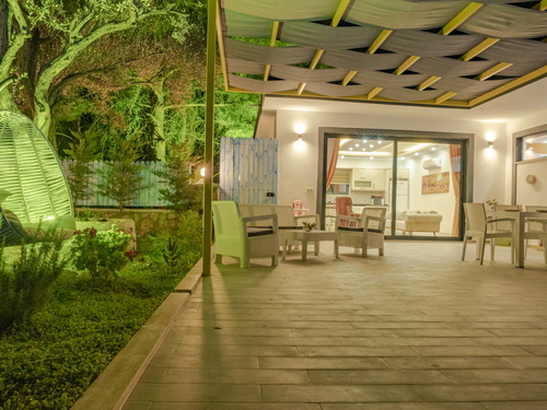  gece  -  Kasım
  | Kalkan İslamlar'da Korunaklı Aile Villası: 5 Kişilik Özel Havuzlu Tatil Cenneti