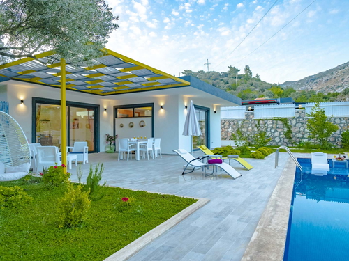  gece  -  Kasım
  | Kalkan İslamlar'da Korunaklı Aile Villası: 5 Kişilik Özel Havuzlu Tatil Cenneti