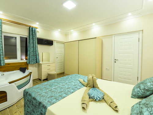 gece - Kasım
| Kalkan Sarıbelen Muhafazakar Villa (6 Kişilik, Jakuzili, Doğa İçinde)