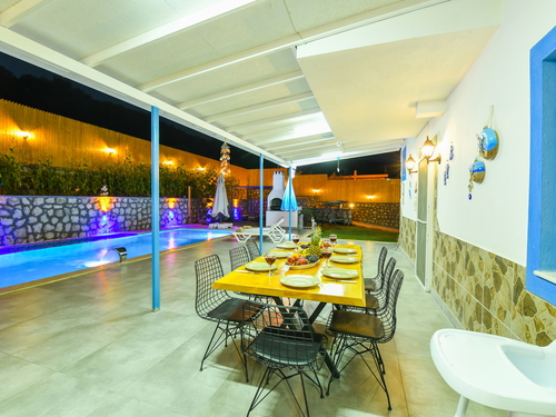 gece - Kasım
| Kalkan Sarıbelen Muhafazakar Villa (6 Kişilik, Jakuzili, Doğa İçinde)