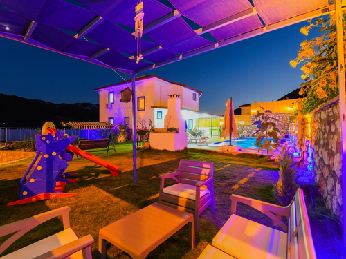 gece - Kasım
| Kalkan Sarıbelen Muhafazakar Villa (6 Kişilik, Jakuzili, Doğa İçinde)