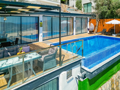  gece  -  Kasım
  | Kalkan Akbel’de Jakuzili Özel Havuzlu Kiralık Villa