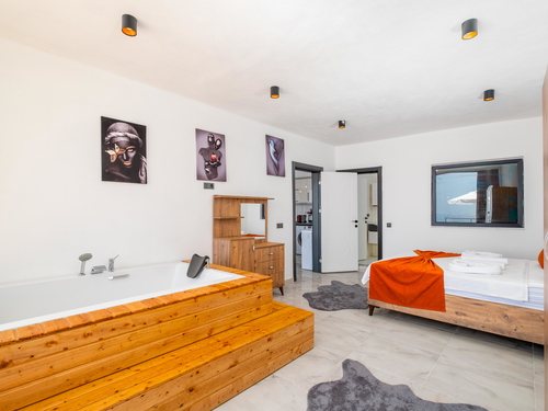  gece  -  Kasım
  | Kalkan Akbel’de Jakuzili Özel Havuzlu Kiralık Villa