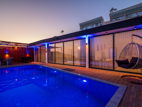 gece - Kasım
| Kalkan Akbel’de Jakuzili Özel Havuzlu Kiralık Villa