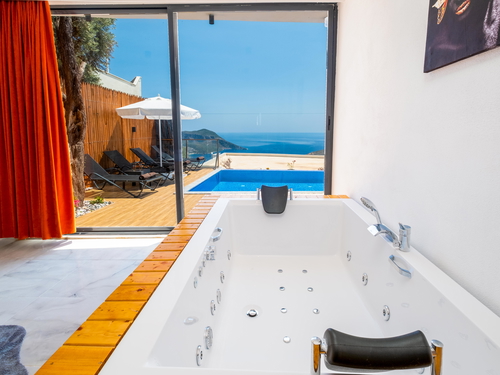  gece  -  Kasım
  | Kalkan Akbel’de Jakuzili Özel Havuzlu Kiralık Villa