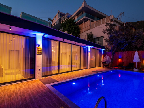 gece - Kasım
| Kalkan Akbel’de Jakuzili Özel Havuzlu Kiralık Villa