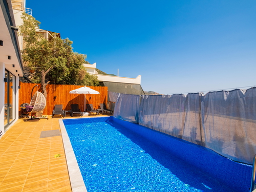  gece  -  Kasım
  | Kalkan Akbel’de Jakuzili Özel Havuzlu Kiralık Villa
