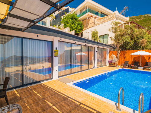gece - Kasım
| Kalkan Akbel’de Jakuzili Özel Havuzlu Kiralık Villa