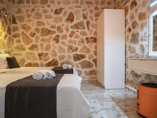  gece  -  Kasım
  | Antalya Kalkan Sarıbelen'de Doğanın Kalbinde Özel Havuzlu Jakuzili Lüks Tatil Deneyimi