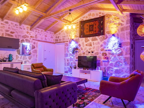 gece - Kasım
| Antalya Kalkan Sarıbelen'de Doğanın Kalbinde Özel Havuzlu Jakuzili Lüks Tatil Deneyimi