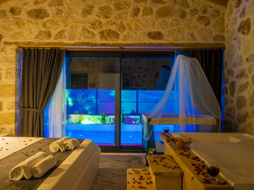 gece - Kasım
| Antalya Kalkan Sarıbelen'de Doğanın Kalbinde Özel Havuzlu Jakuzili Lüks Tatil Deneyimi