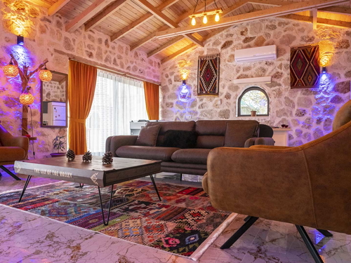 gece - Kasım
| Antalya Kalkan Sarıbelen'de Doğanın Kalbinde Özel Havuzlu Jakuzili Lüks Tatil Deneyimi