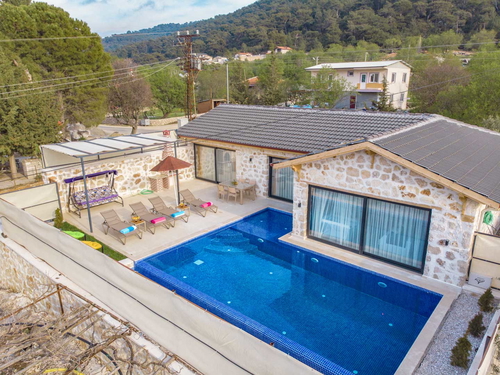  gece  -  Kasım
  | Antalya Kalkan Sarıbelen'de Doğanın Kalbinde Özel Havuzlu Jakuzili Lüks Tatil Deneyimi
