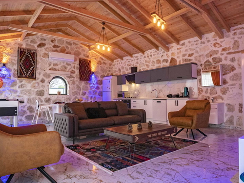 gece - Kasım
| Antalya Kalkan Sarıbelen'de Doğanın Kalbinde Özel Havuzlu Jakuzili Lüks Tatil Deneyimi