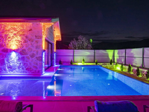 gece - Kasım
| Antalya Kalkan Sarıbelen'de Doğanın Kalbinde Özel Havuzlu Jakuzili Lüks Tatil Deneyimi