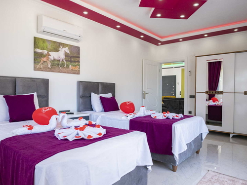  gece  -  Kasım
  | Kalkan Akbel Muhafazakar Villa (4 Kişilik, Çocuk Havuzlu, Jakuzili Seçenekli)