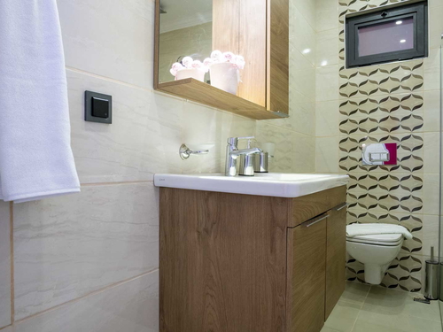  gece  -  Kasım
  | Kalkan Akbel Muhafazakar Villa (4 Kişilik, Çocuk Havuzlu, Jakuzili Seçenekli)