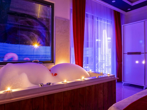 gece - Kasım
| Kalkan Akbel Muhafazakar Villa (4 Kişilik, Çocuk Havuzlu, Jakuzili Seçenekli)