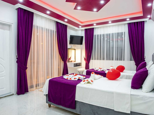  gece  -  Kasım
  | Kalkan Akbel Muhafazakar Villa (4 Kişilik, Çocuk Havuzlu, Jakuzili Seçenekli)