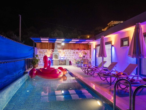 gece - Kasım
| Kalkan Akbel Muhafazakar Villa (4 Kişilik, Çocuk Havuzlu, Jakuzili Seçenekli)