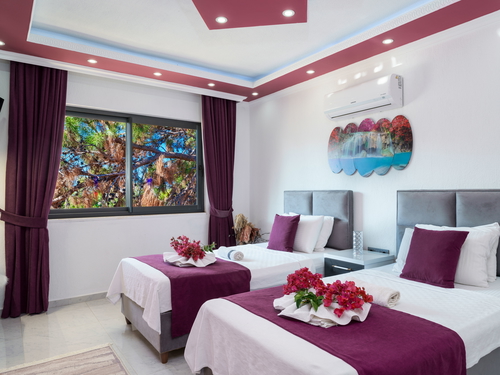  gece  -  Kasım
  | Kalkan Akbel Muhafazakar Villa (4 Kişilik, Çocuk Havuzlu, Jakuzili Seçenekli)