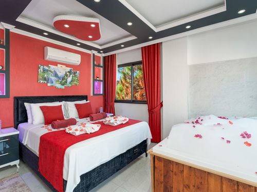  gece  -  Kasım
  | Kalkan Akbel Muhafazakar Villa (4 Kişilik, Çocuk Havuzlu, Jakuzili Seçenekli)